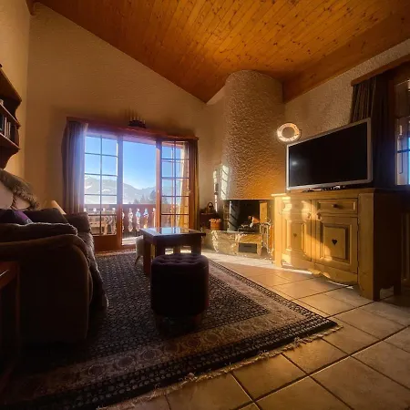 Aigle Royal, Comfortable And Bright 3-bedroom Apartamento Gryon